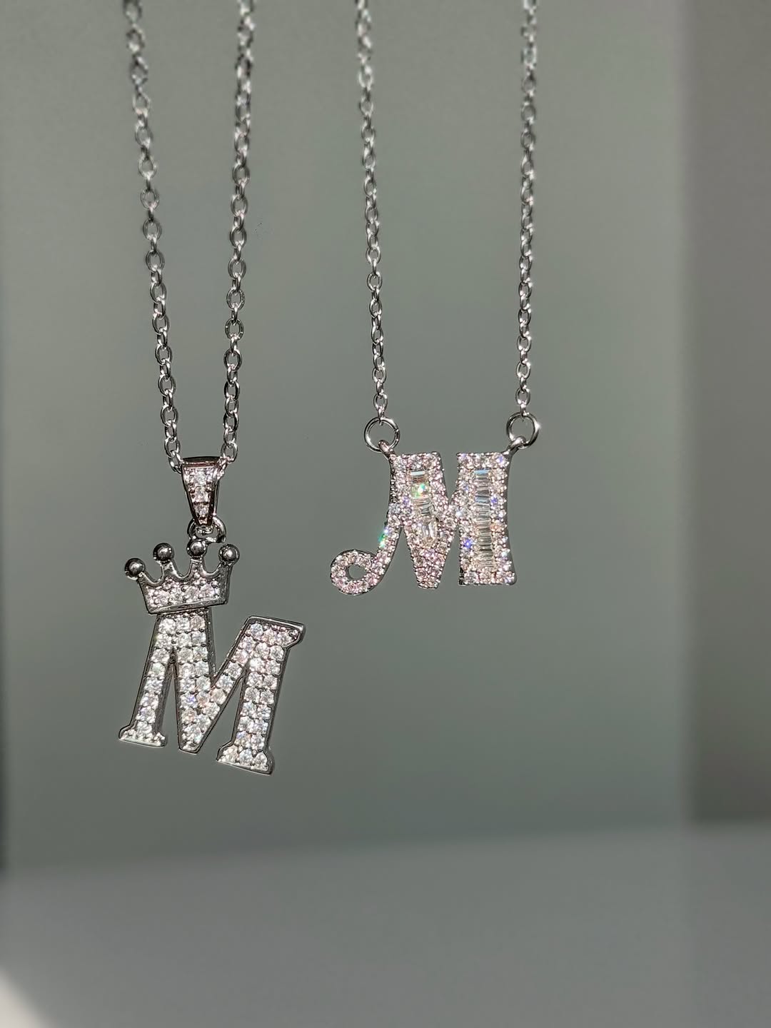 گردنبند حروف m